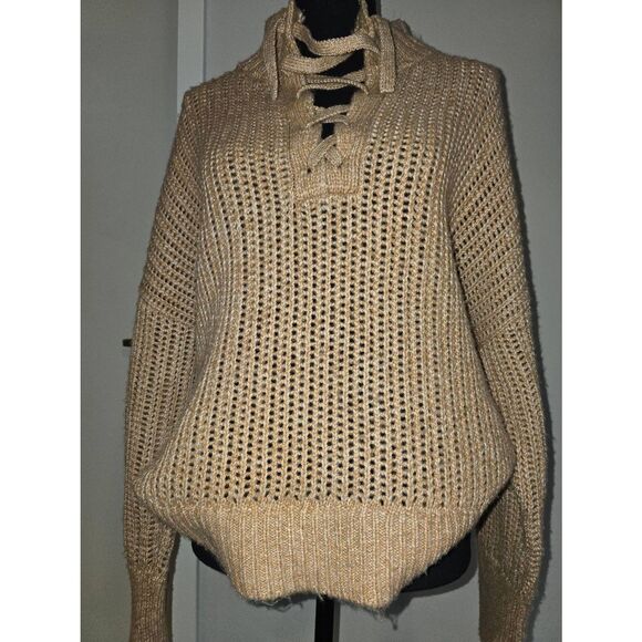 Express Sweater - Picture 3 of 7